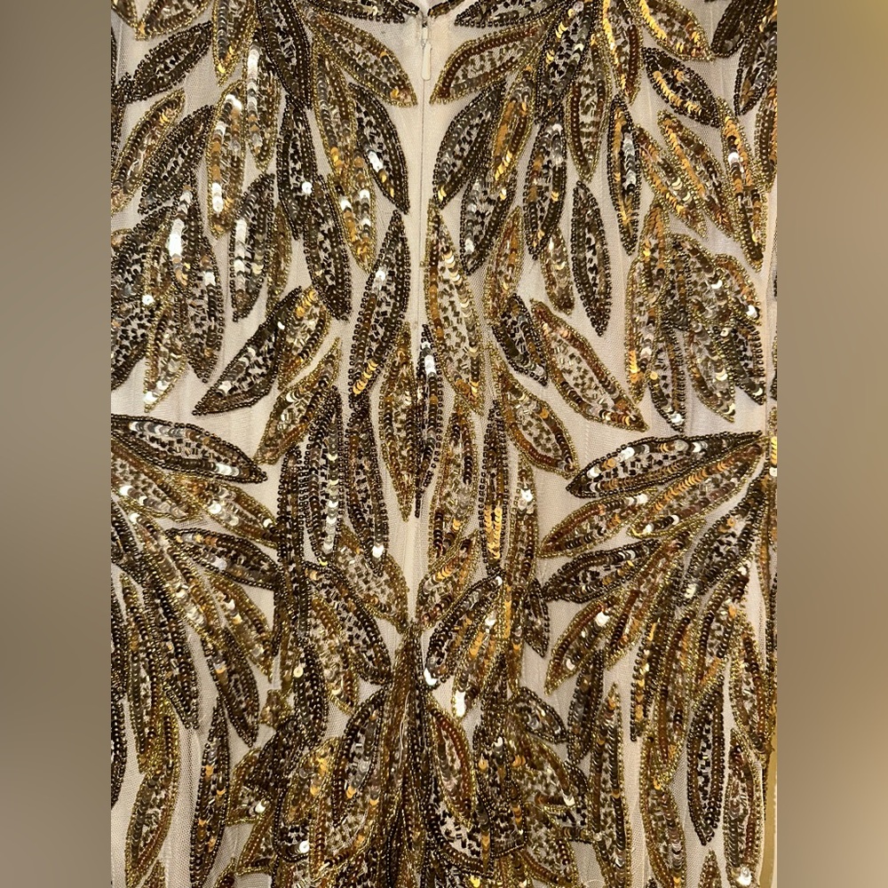MAC DUGGAL
Gold Hand Beaded Leaf Embellished EvenPlunge Neck Evening Gown - Picture 10 of 13